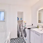 Le Lucien Eco-appart'hotel - - Centre - Wifi - Parking Prive - Classe 4 Etoiles * Ангулем