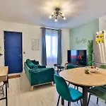 Апартаменты Le Lucien Eco-appart'hotel - - Centre - Wifi - Parking Prive - Classe 4 Etoiles *