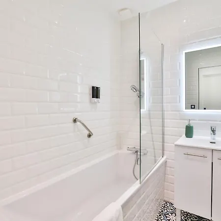 Le Lucien Eco-appart'hotel - - Centre - Wifi - Parking Prive - Classe 4 Etoiles