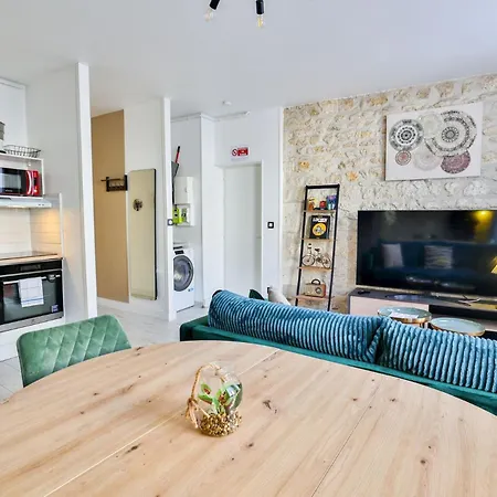 Le Lucien Eco-appart'hotel - - Centre - Wifi - Parking Prive - Classe 4 Etoiles شقة *