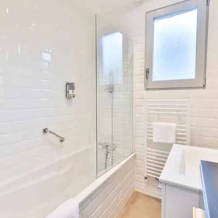 Le Lucien Eco-appart'hotel - - Centre - Wifi - Parking Prive - Classe 4 Etoiles * Angoulême