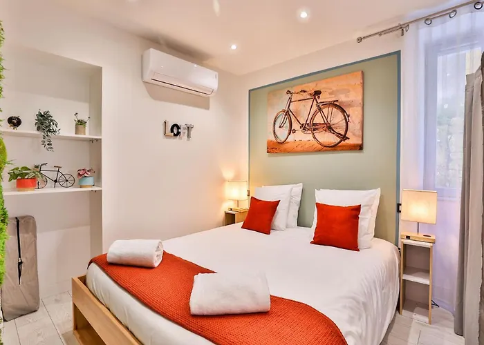 Appartement Le Lucien Eco-appart'hôtel - - Centre - Wifi - Parking Privé - Classé 4 étoiles Angoulême