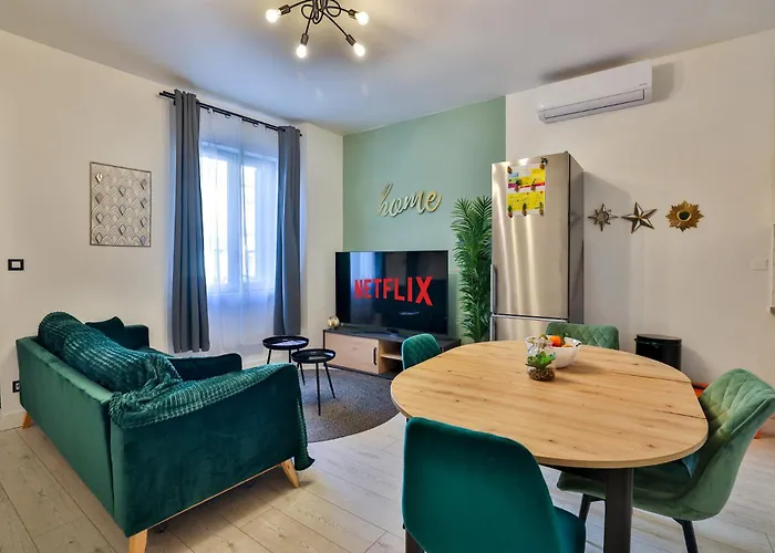 Le Lucien Eco-appart'hôtel - - Centre - Wifi - Parking Privé - Classé 4 étoiles Appartement Angoulême