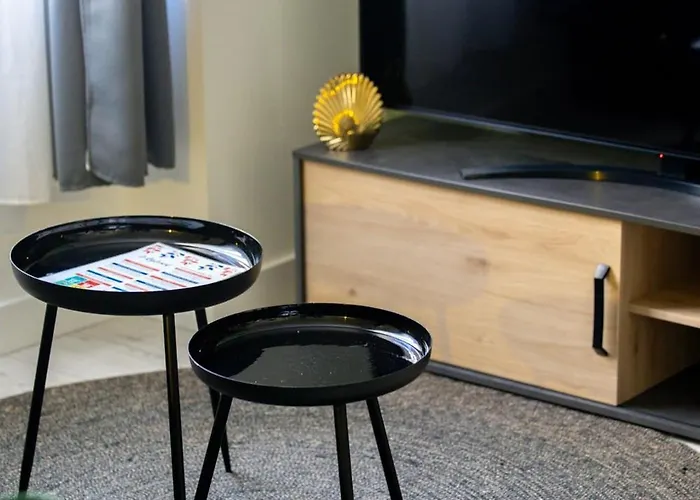 Le Lucien Eco-appart'hôtel - - Centre - Wifi - Parking Privé - Classé 4 étoiles * Angoulême